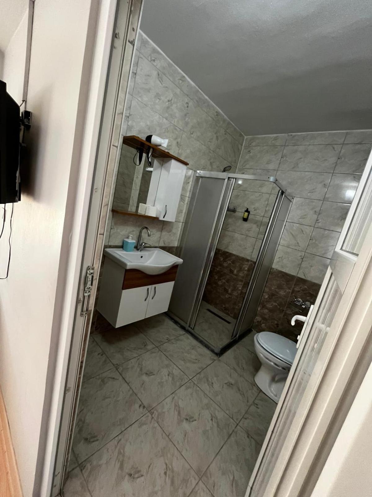 Mht Otel أديرني المظهر الخارجي الصورة