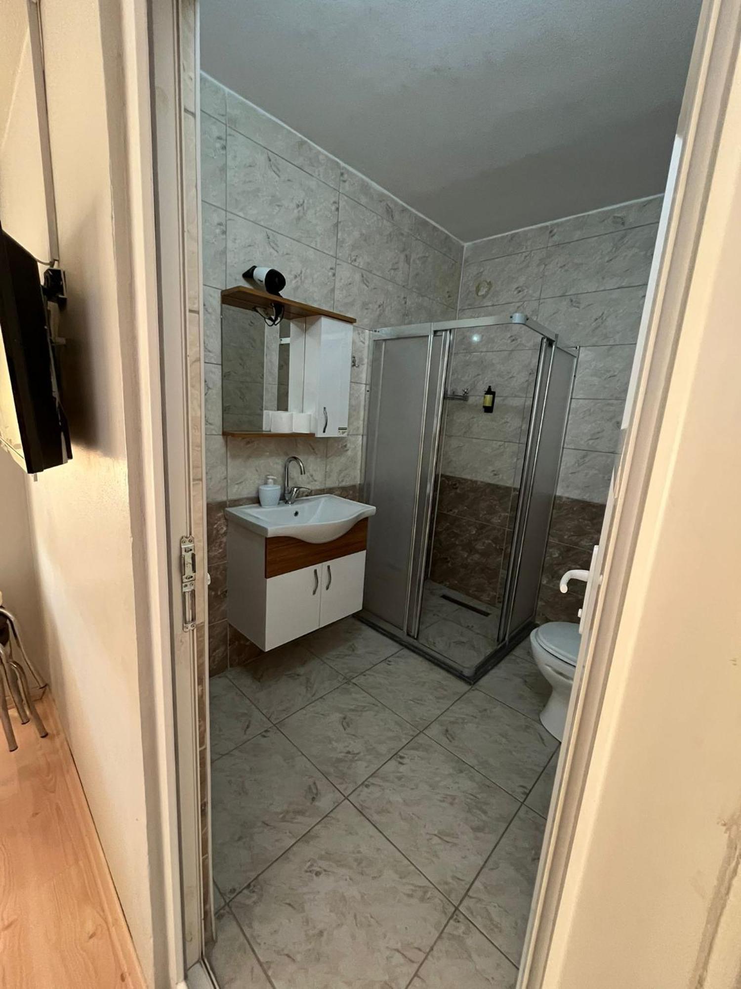 Mht Otel أديرني المظهر الخارجي الصورة